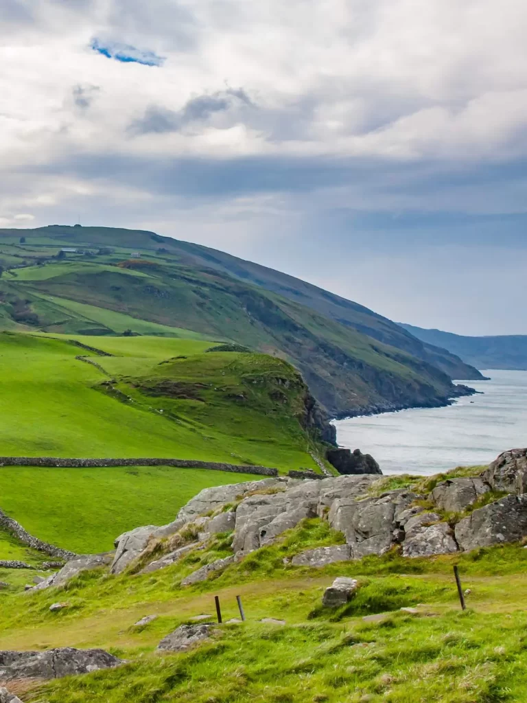 Esplorando la Contea di Wicklow: un viaggio nel cuore verde dell’Irlanda