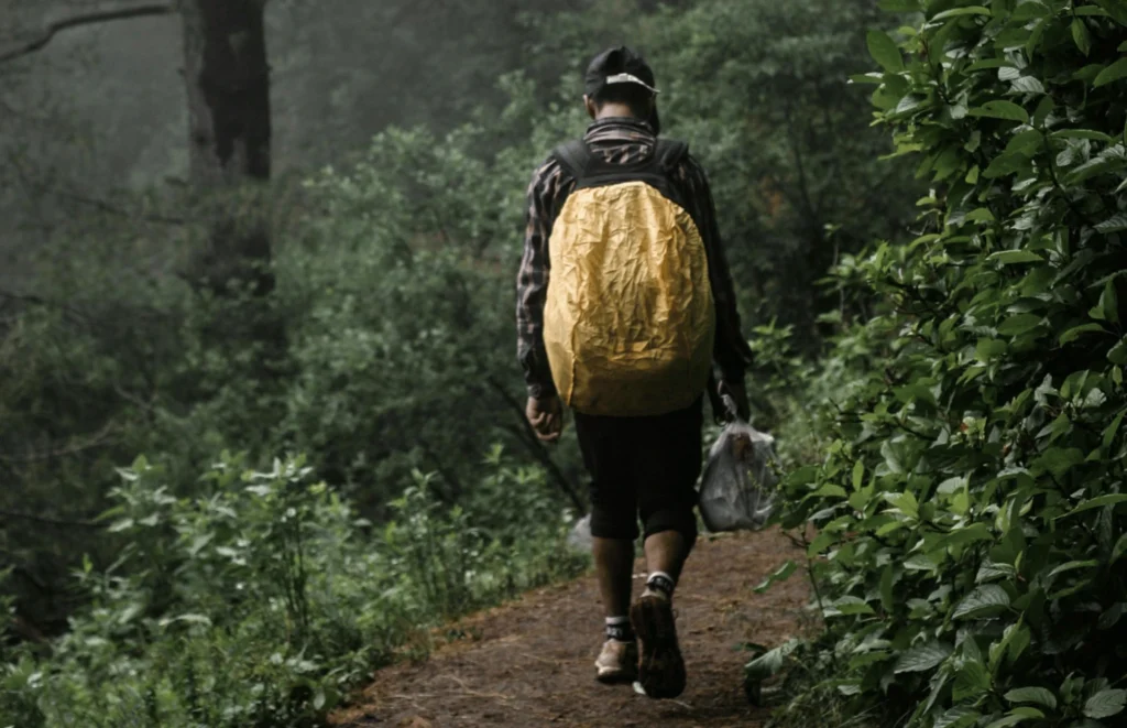 come scegliere l'abbigliamento da trekking zaino | Scoprire il Mondo